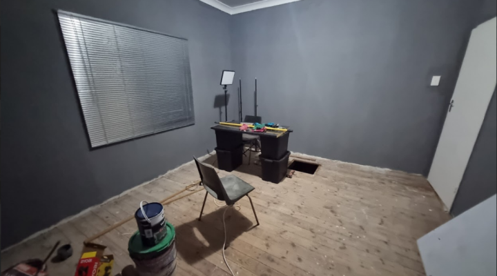 Studio Before carpet 2of2