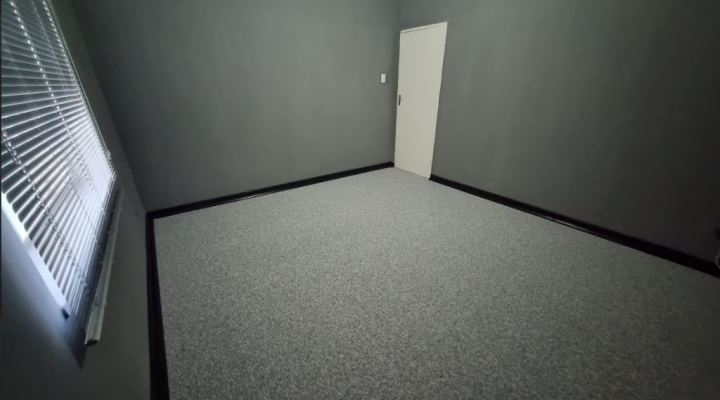 Studio with carpet 2of2